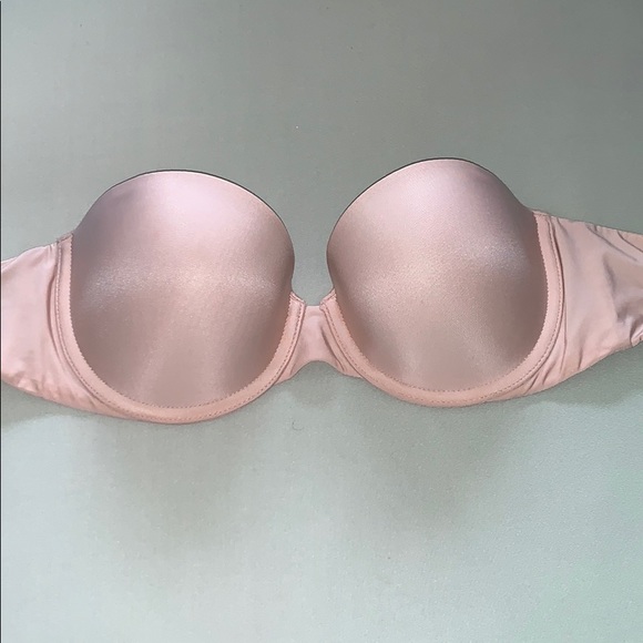 Victoria’s Secret multi-way 32C no straps - Picture 2 of 7